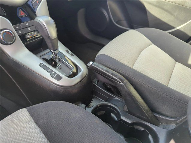 Used 2014 Chevrolet Cruze LS FWD image 16