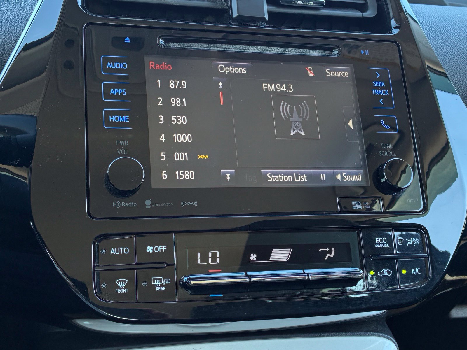Used 2018 Toyota Prius Prime Plus FWD image 24