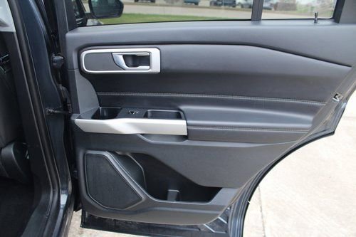 Used 2022 Ford Explorer XLT image 43