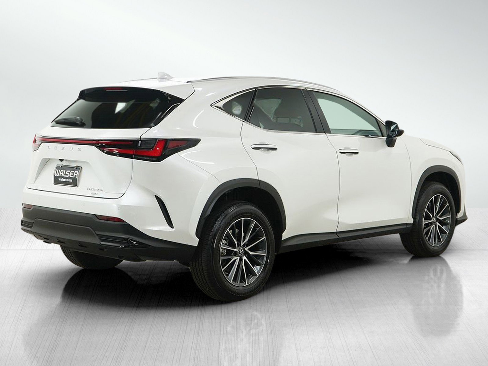 Used 2023 Lexus NX 350h AWD image 5
