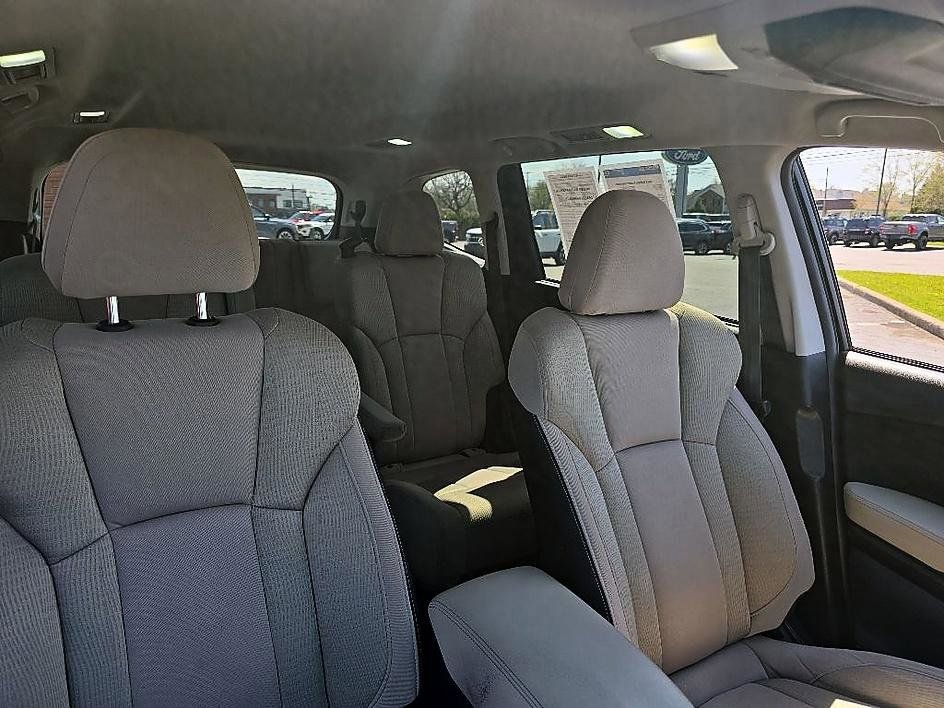 Used 2019 Subaru Ascent Premium AWD/4WD image 41