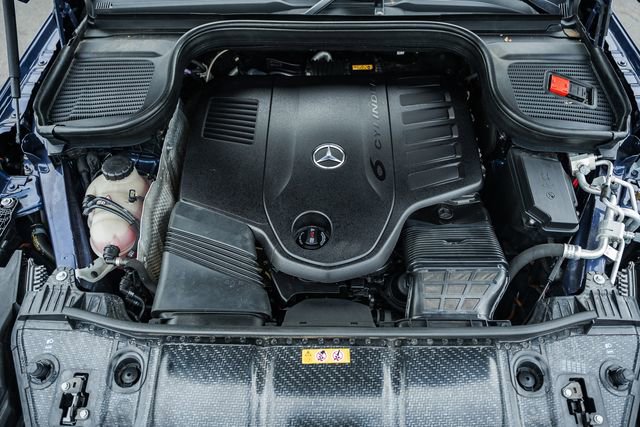 Used 2024 Mercedes-Benz GLS 450 4MATIC image 21