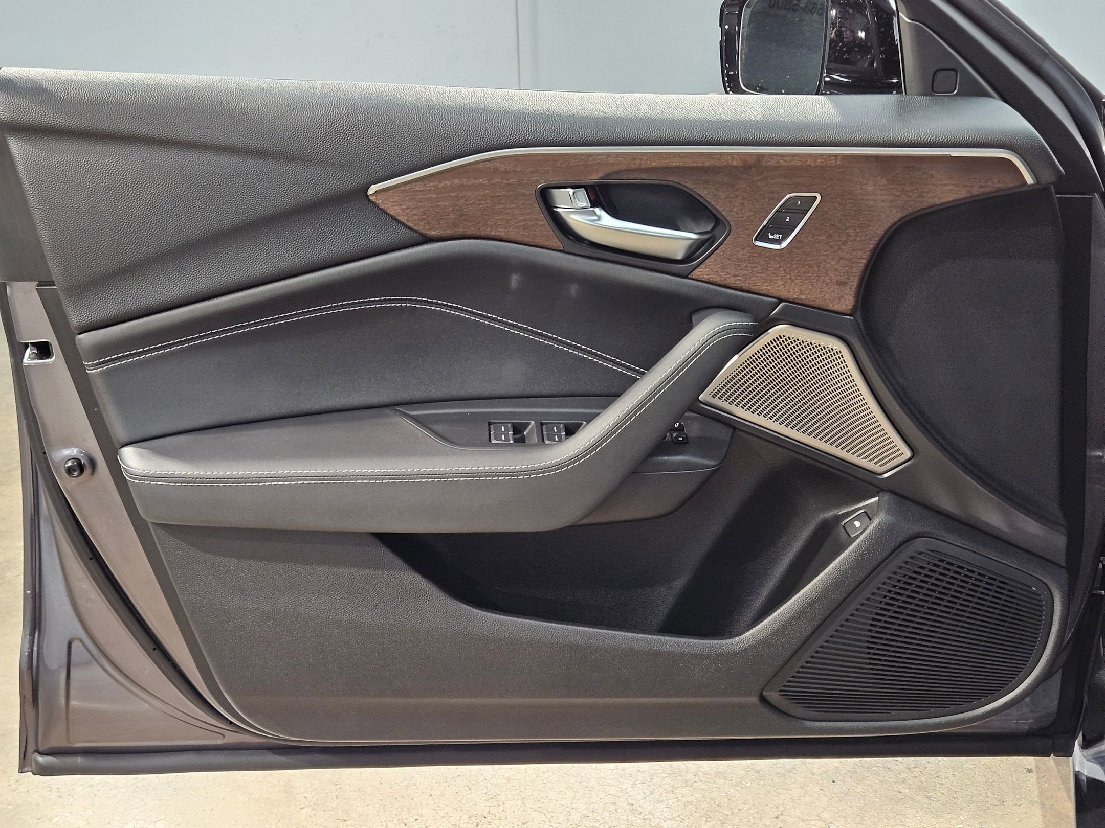 Used 2021 Acura TLX w/ Advance Package image 20