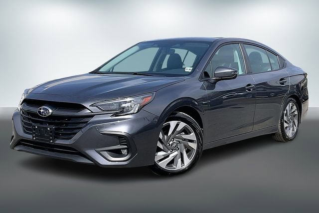 Used 2025 Subaru Legacy Limited image 3