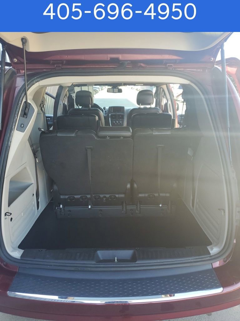 Used 2019 Dodge Grand Caravan SXT image 19