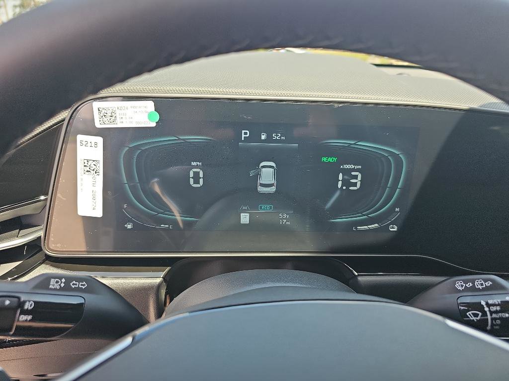 New 2025 Kia Niro EX Touring image 15