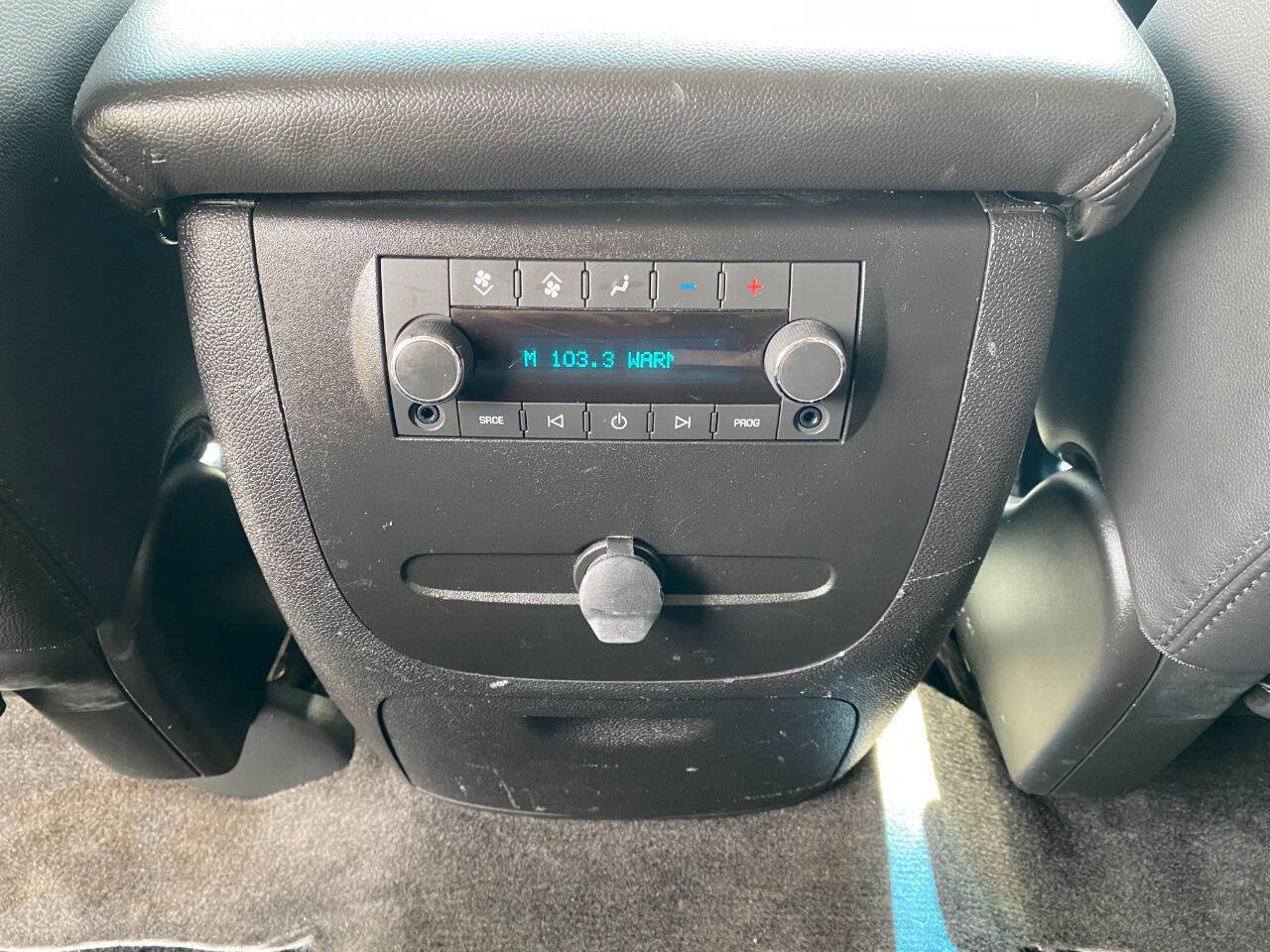 Used 2011 Chevrolet Tahoe LT w/ Suspension Package, Off-Road image 24