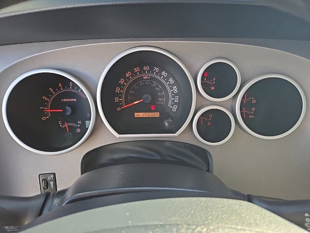 Used 2013 Toyota Tundra 4x4 CrewMax image 44