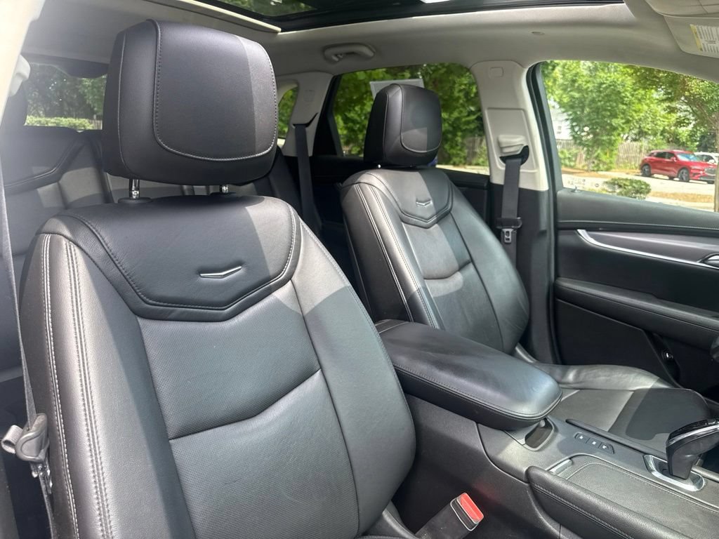 Used 2019 Cadillac XT5 Premium Luxury AWD/4WD image 35