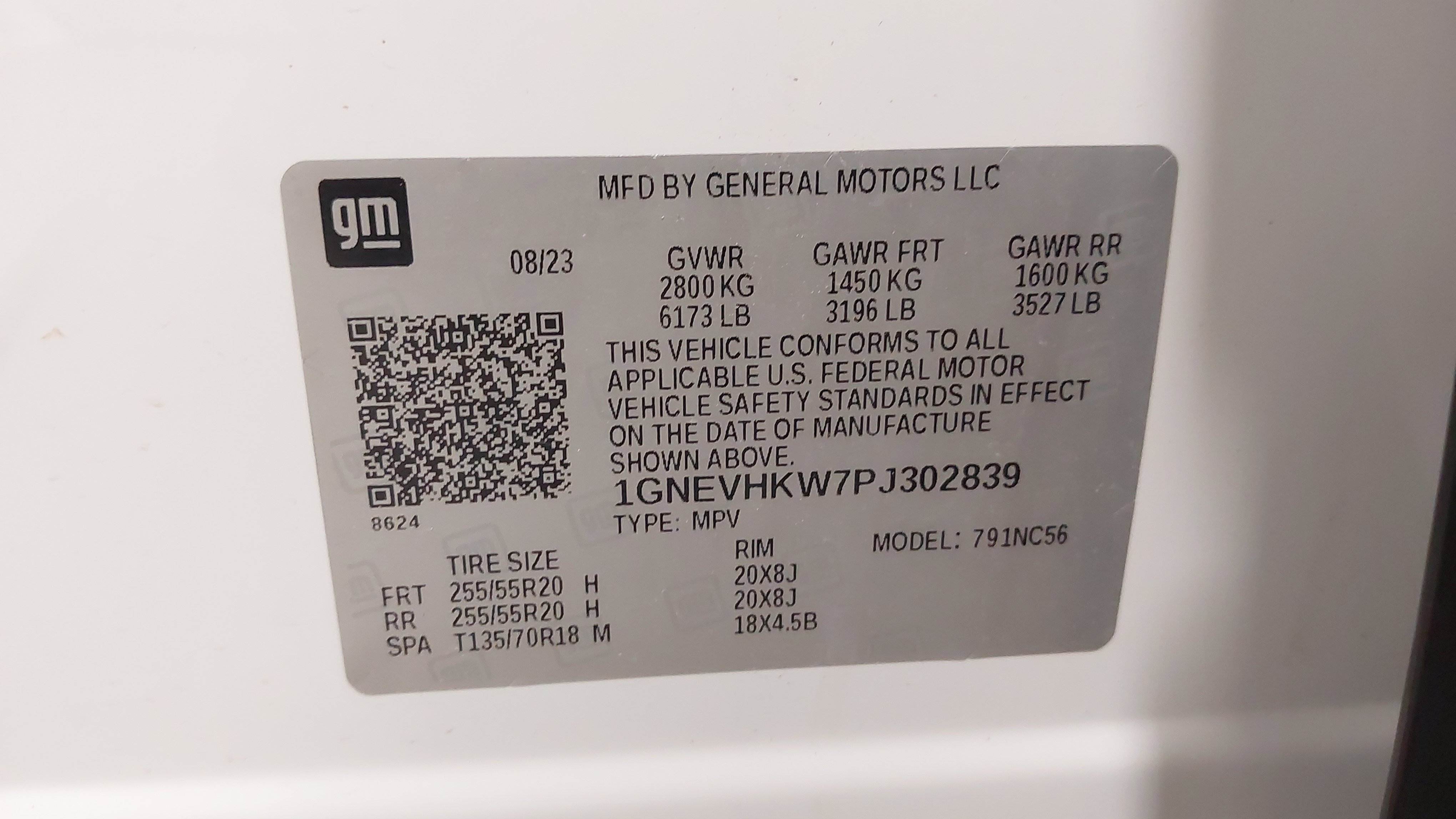 Used 2023 Chevrolet Traverse LT w/ LT Premium Package AWD/4WD image 34