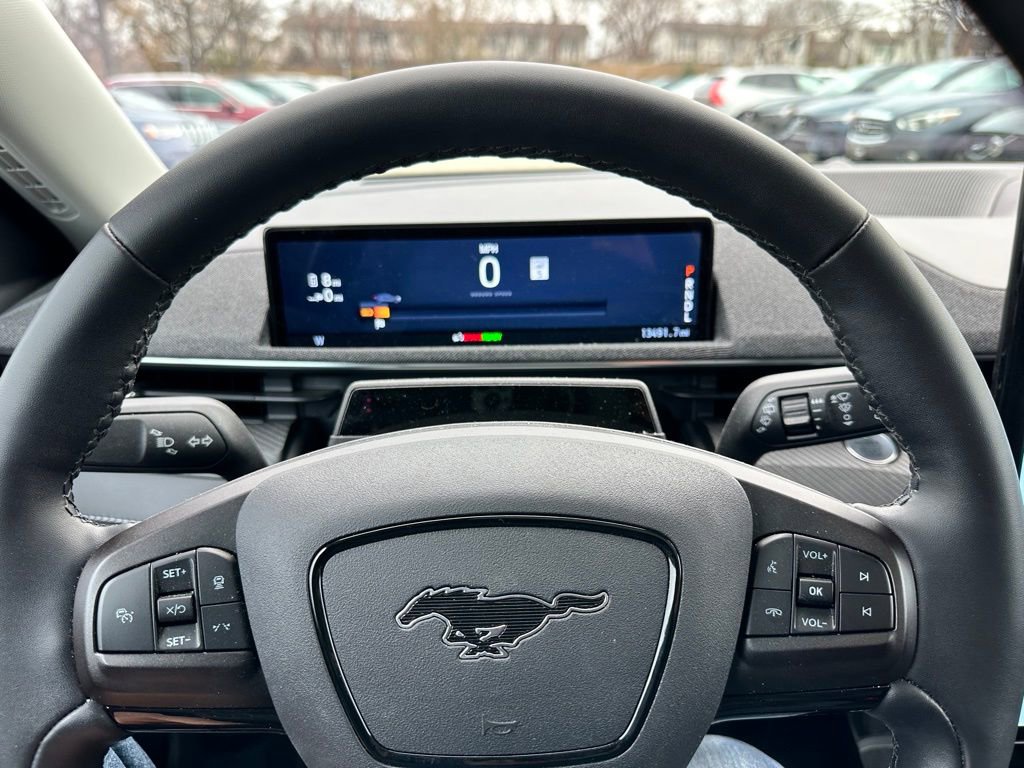 Used 2022 Ford Mustang Mach-E Premium image 27