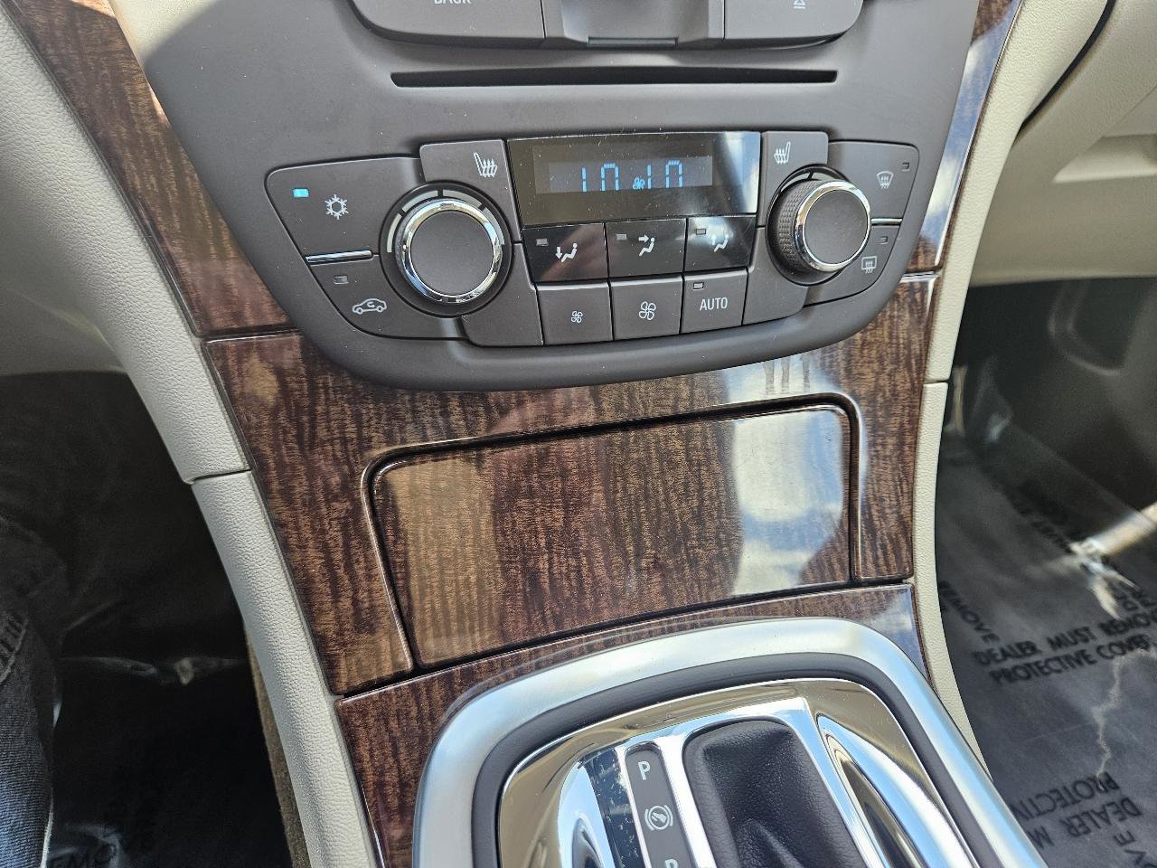 Used 2012 Buick Regal Leather FWD image 24
