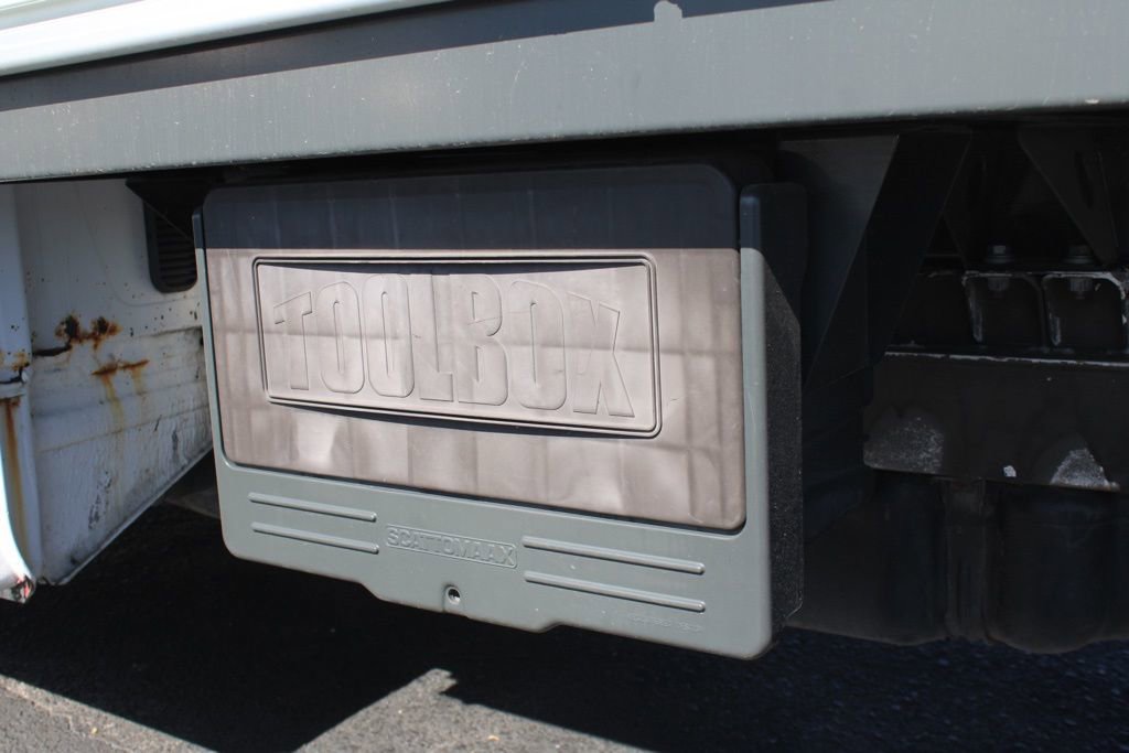 Used 2015 Freightliner Sprinter 3500 image 24
