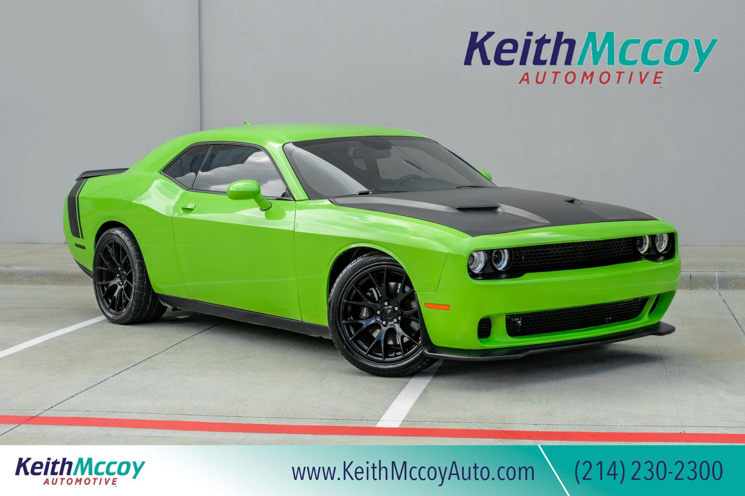 Used 2015 Dodge Challenger R/T Scat Pack w/ Scat Pack Appearance Package RWD image 1