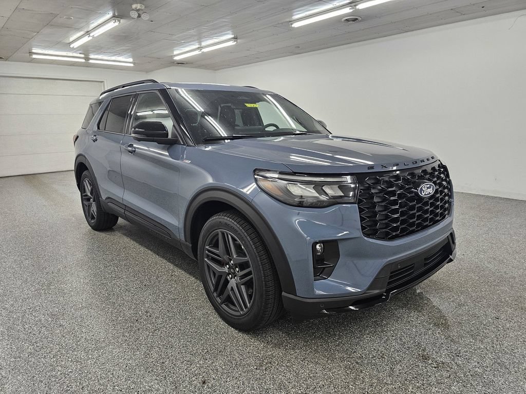New 2027 Ford Explorer ST-Line w/ Premium Package AWD/4WD image 3