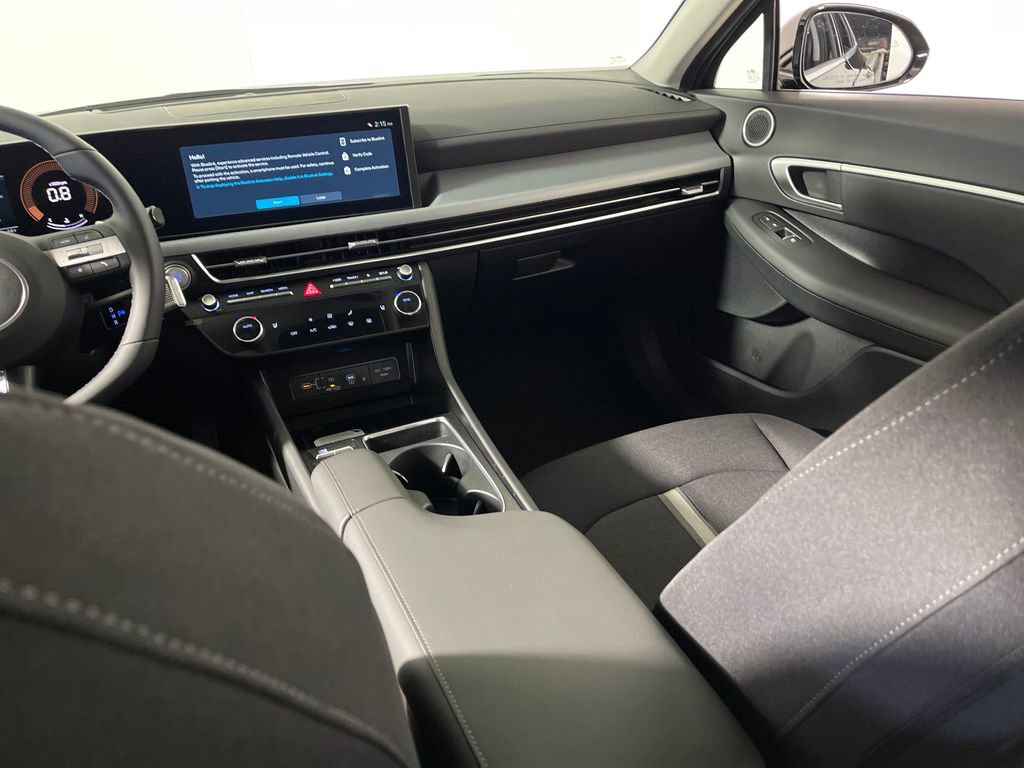 New 2026 Hyundai Sonata SEL FWD image 17