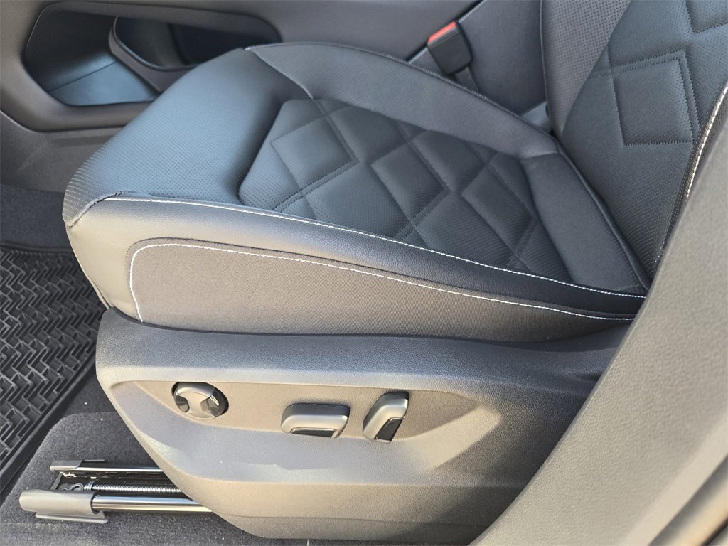 New 2026 Volkswagen Atlas SE image 19