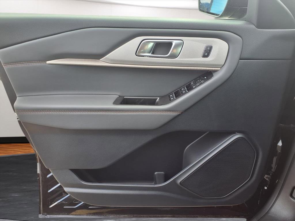 New 2026 Ford Explorer Active image 15