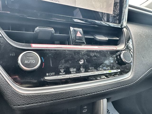 Used 2023 Toyota Corolla Cross LE image 27