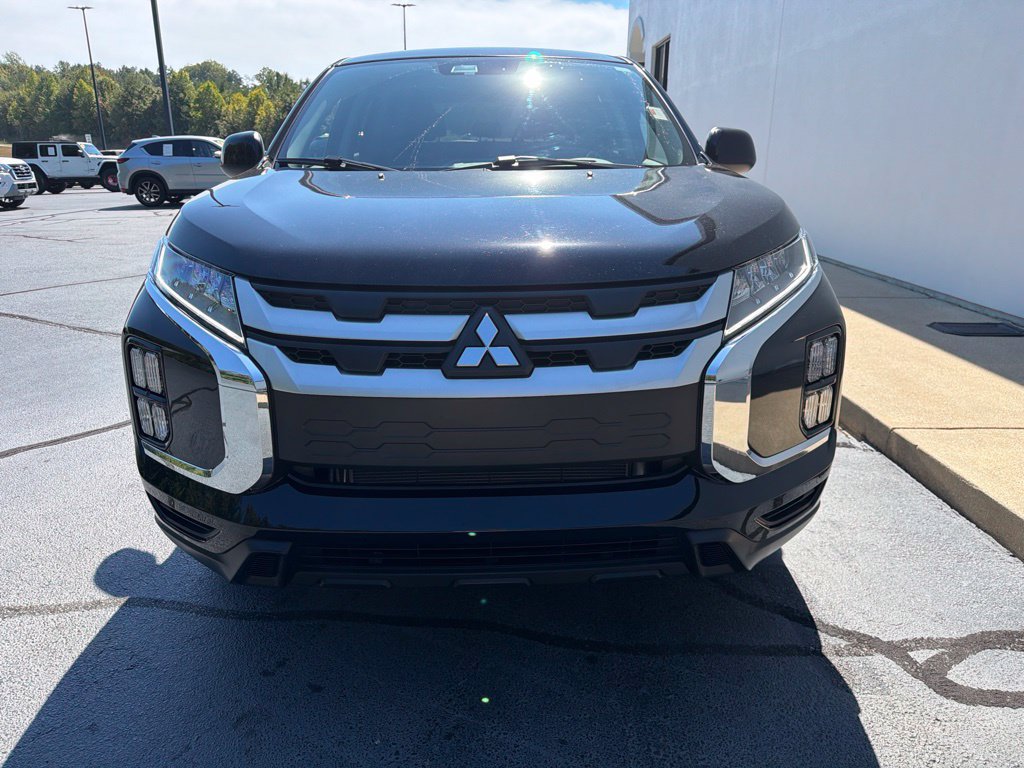 Used 2025 Mitsubishi Outlander Sport ES AWD/4WD image 9