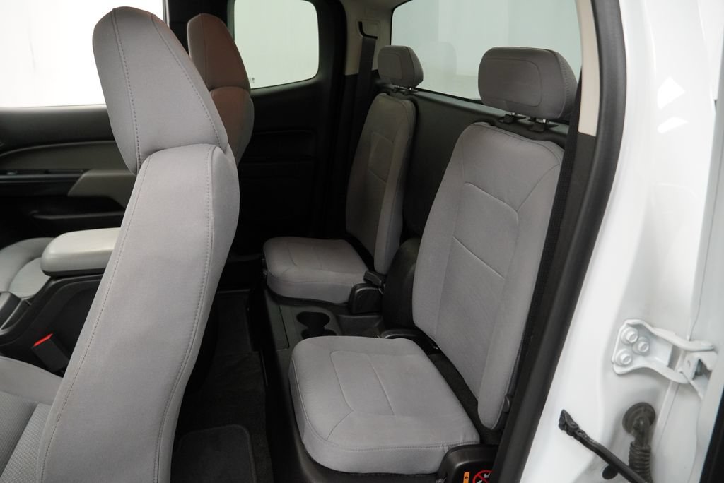 Certified 2018 Chevrolet Colorado W/T AWD/4WD image 12