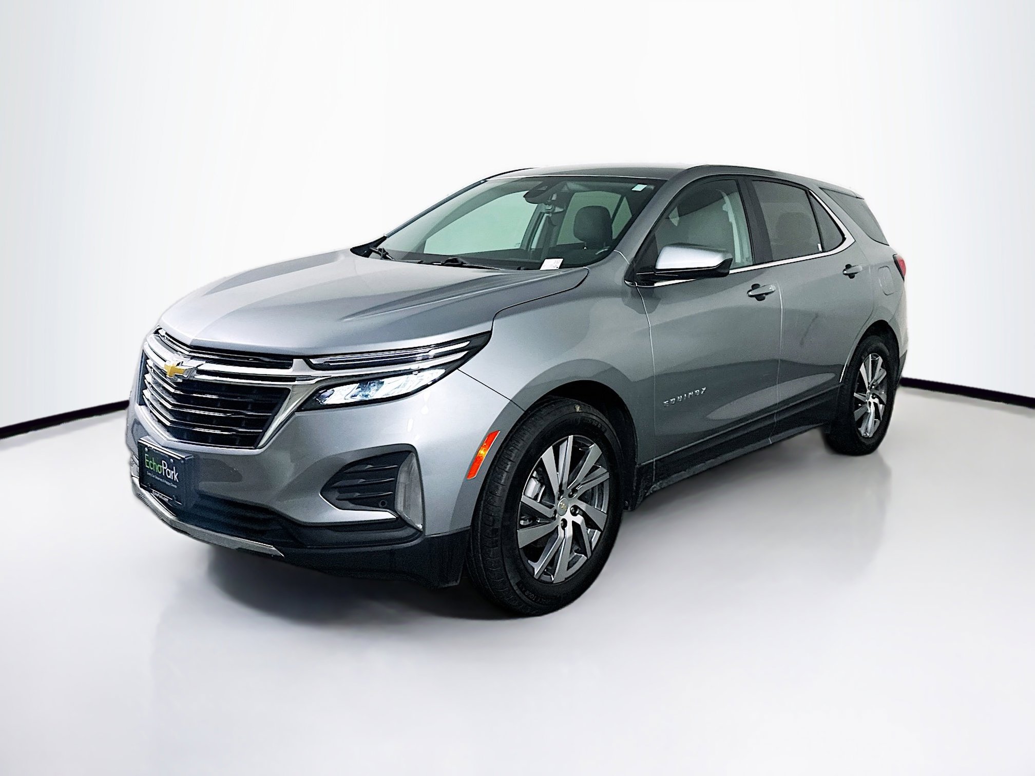 Used 2023 Chevrolet Equinox LT FWD image 3
