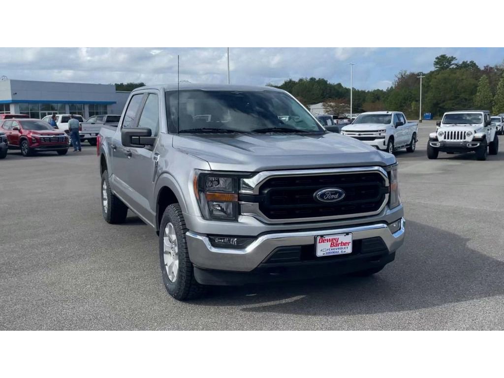 Used 2023 Ford F150 XLT image 3