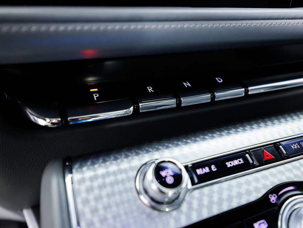 Used 2020 Lincoln Aviator Grand Touring w/ Equipment Group 302A image 34