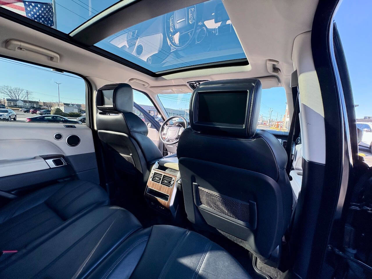 Used 2014 Land Rover Range Rover Sport HSE image 33