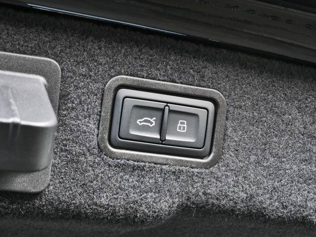 New 2026 Audi S8 AWD/4WD image 43