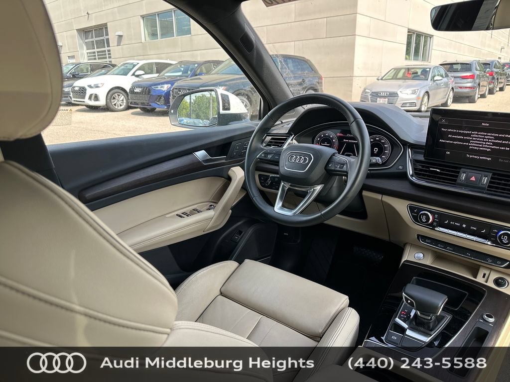 Used 2023 Audi Q5 2.0T Premium Plus w/ Premium Plus Package AWD/4WD image 29
