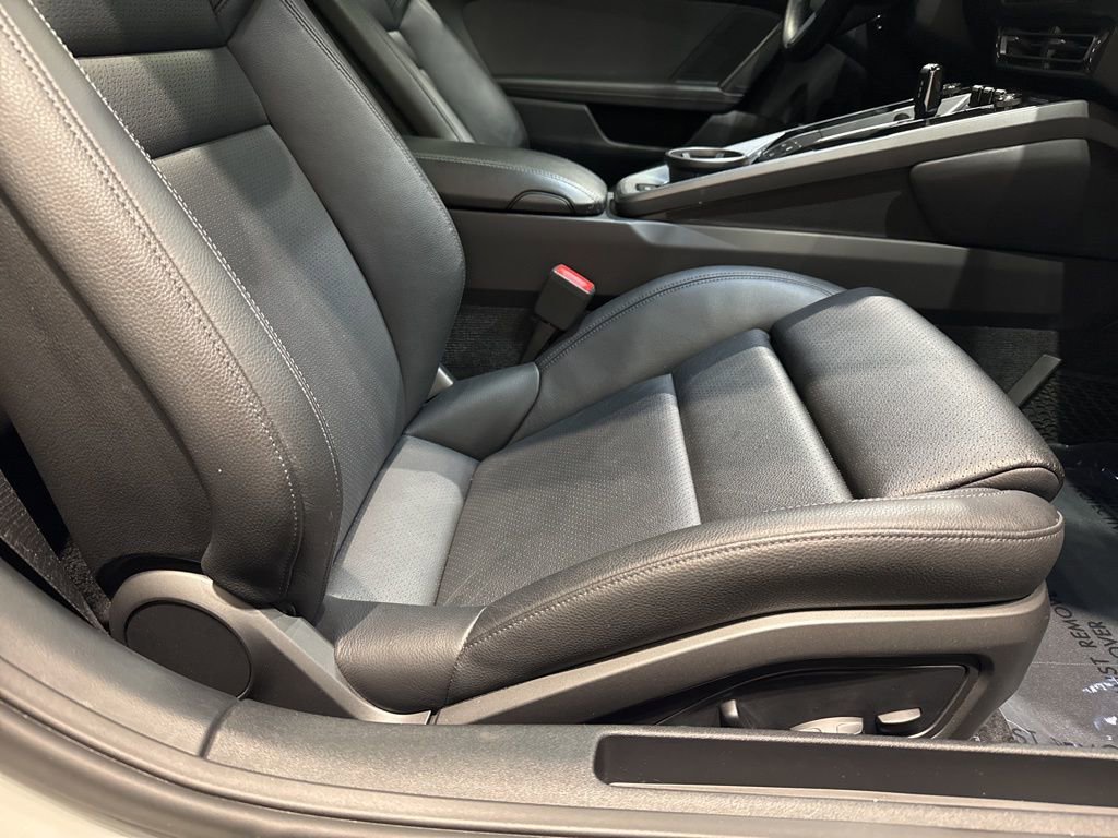 Used 2021 Porsche 911 Carrera image 30