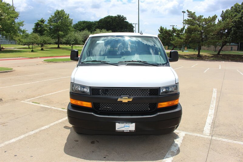 Used 2025 Chevrolet Express 3500 LS RWD image 7