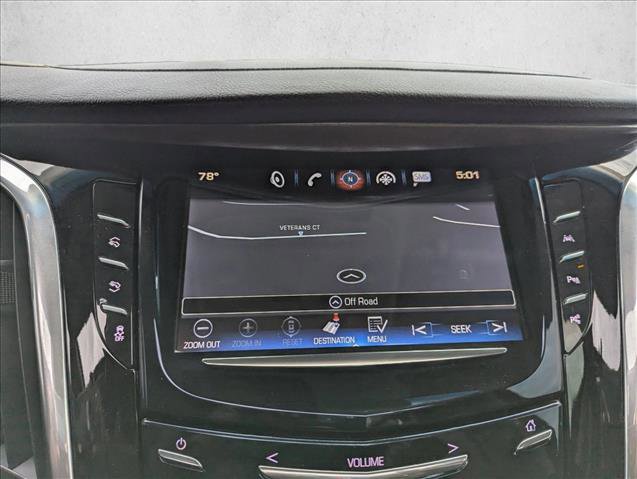 Used 2017 Cadillac Escalade ESV Premium Luxury RWD image 16