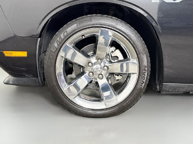 Used 2010 Dodge Challenger R/T RWD image 28