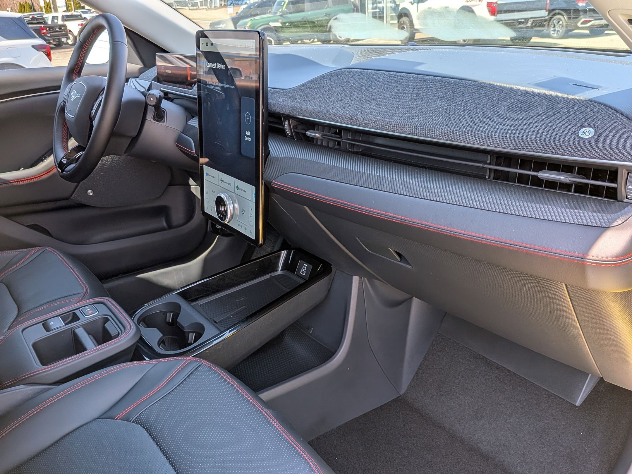 Used 2025 Ford Mustang Mach-E Premium w/ Sport Appearance Package image 27