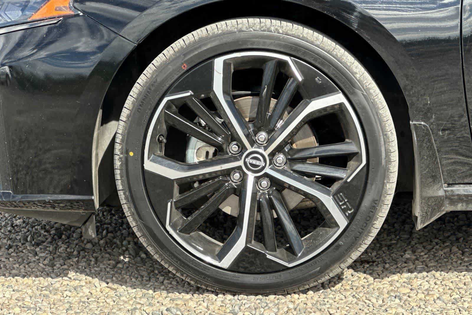 Used 2024 Nissan Altima 2.5 SR FWD image 34