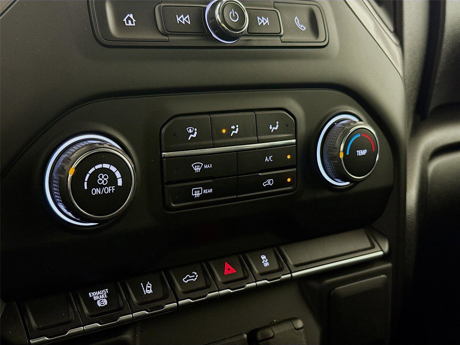 Used 2024 Chevrolet Silverado 3500 W/T image 13