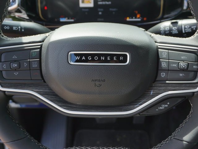 New 2022 Jeep Wagoneer Series III image 13