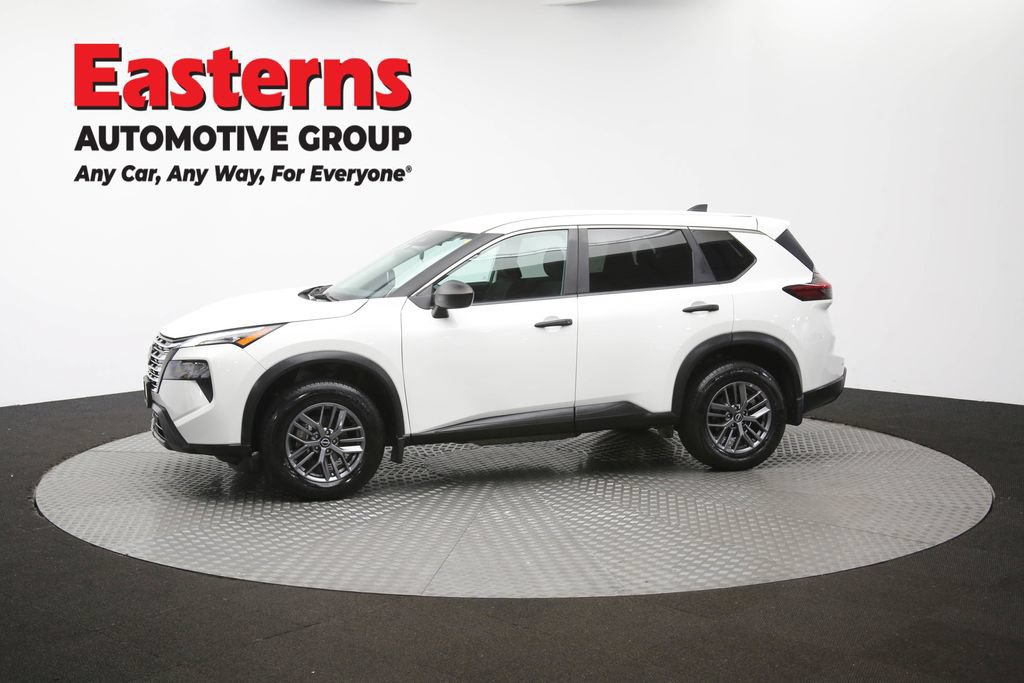Used 2024 Nissan Rogue S AWD/4WD image 59