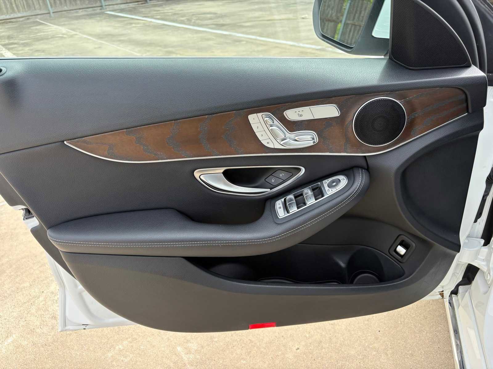 Used 2018 Mercedes-Benz C 300 4MATIC Sedan image 13