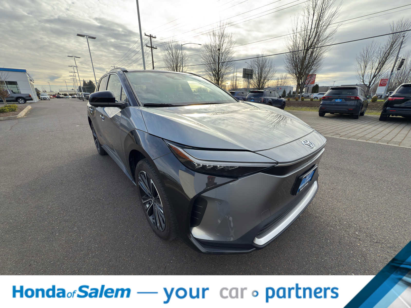 Used 2023 Toyota bZ4X Limited image 8