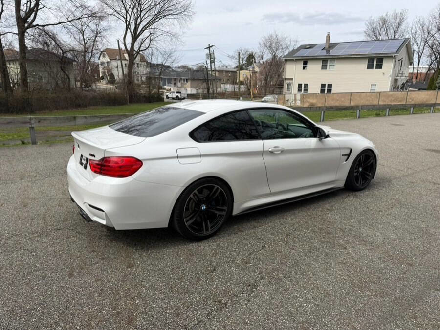 Used 2015 BMW M4 Coupe image 8