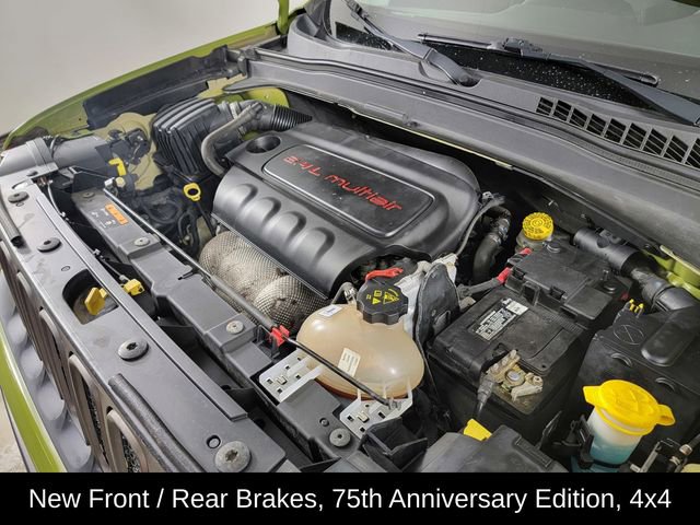 Used 2016 Jeep Renegade 75th Anniversary image 38