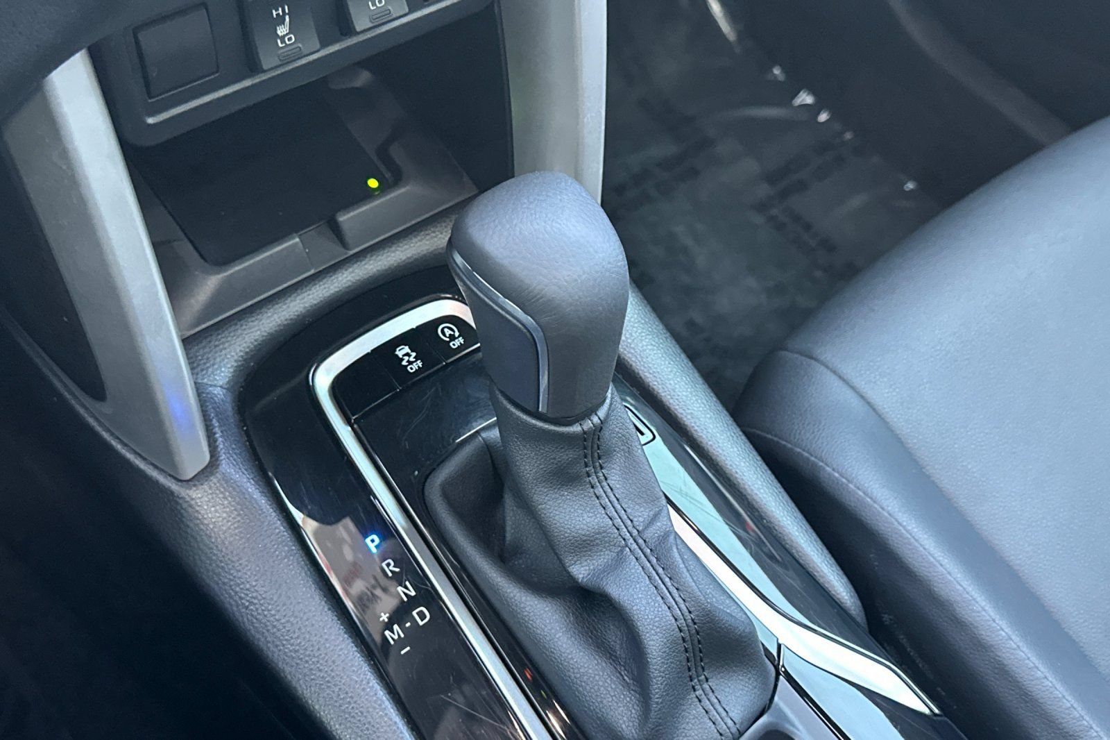 Certified 2025 Toyota Corolla Cross XLE FWD image 21