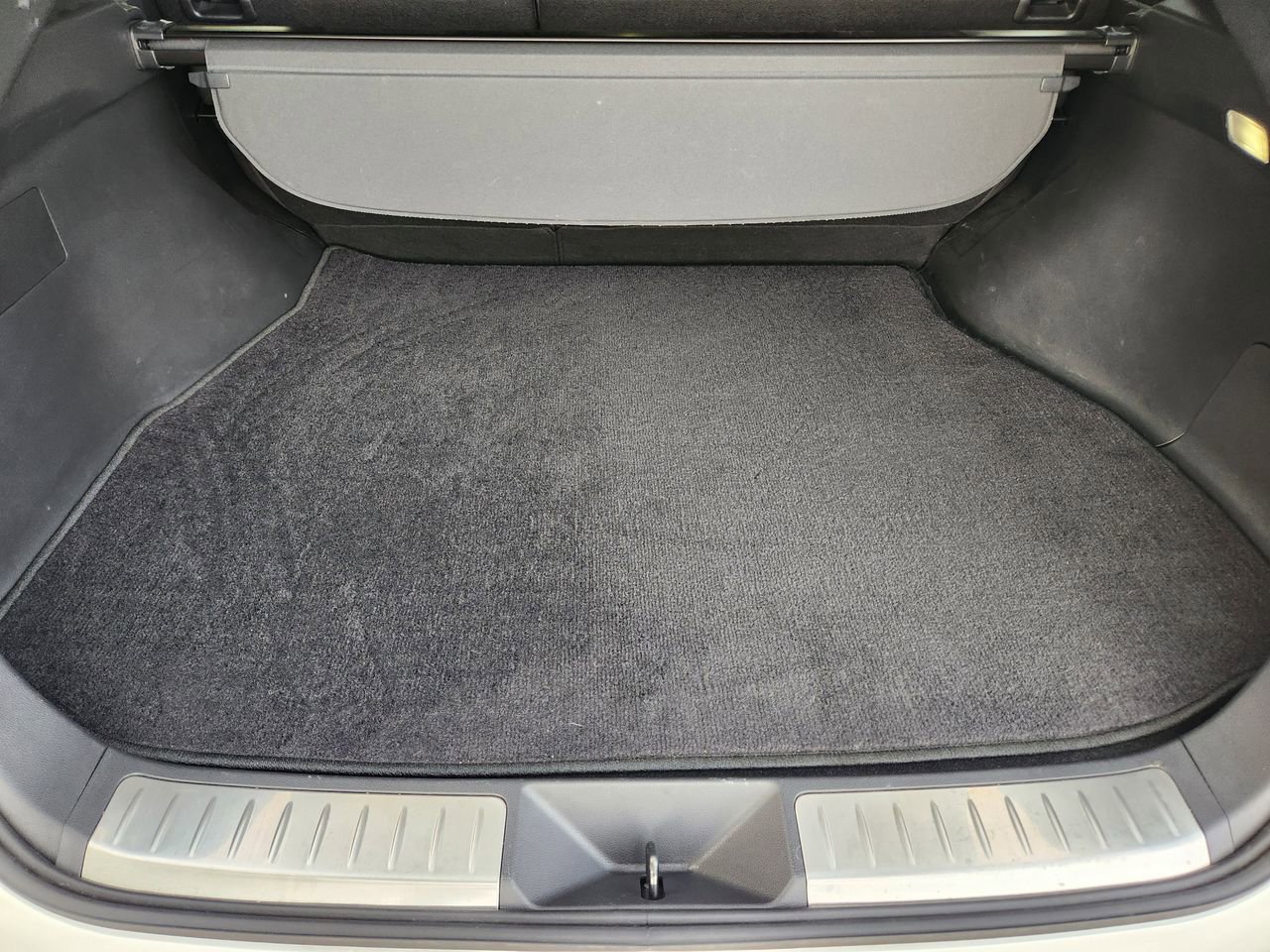 Used 2024 Toyota Venza Nightshade AWD/4WD image 30