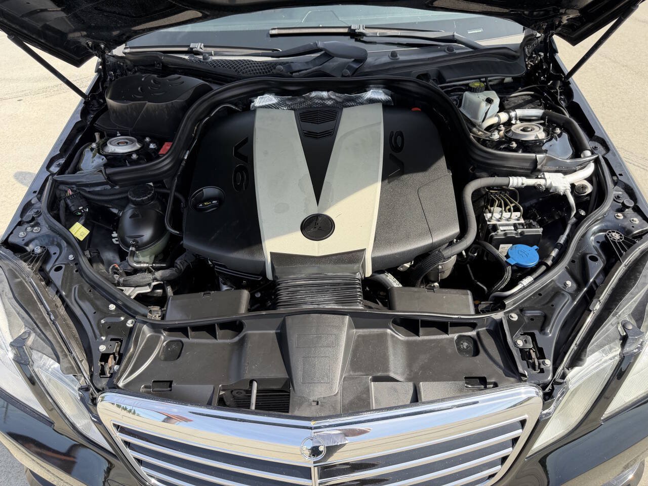 Used 2013 Mercedes-Benz E 350 BlueTEC Sedan image 29