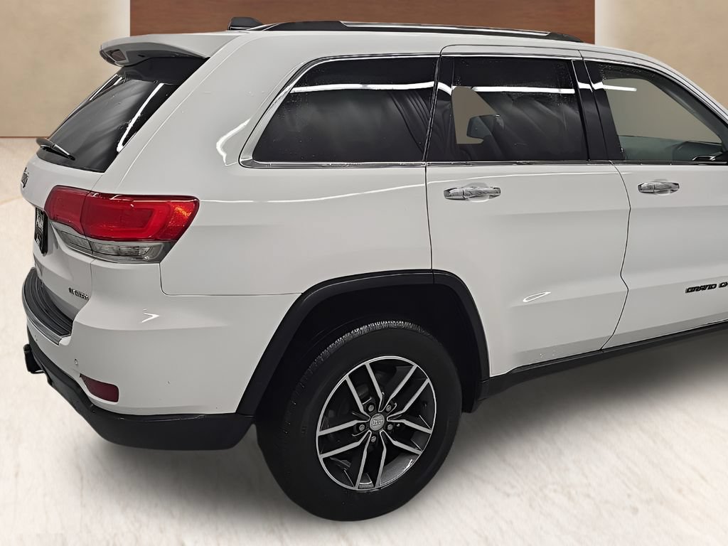 Used 2018 Jeep Grand Cherokee Limited w/ Trailer Tow Group IV AWD/4WD image 34