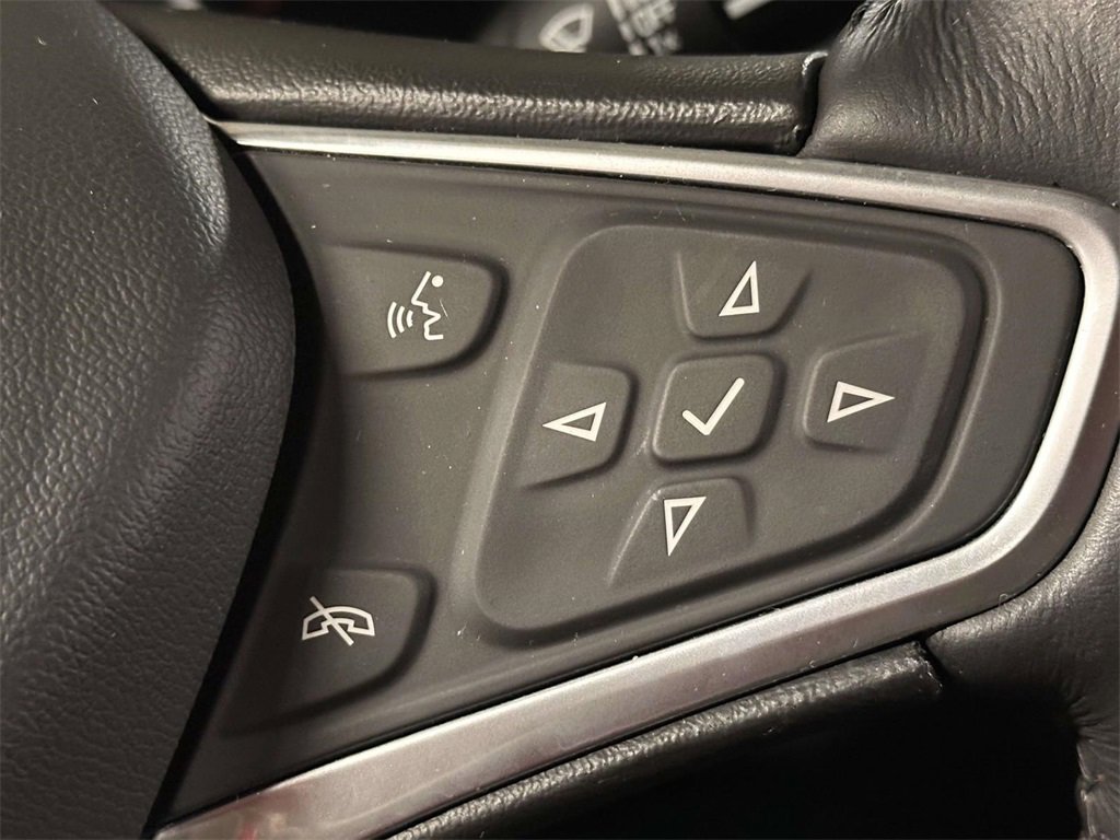 Used 2022 Chevrolet Equinox LT image 23