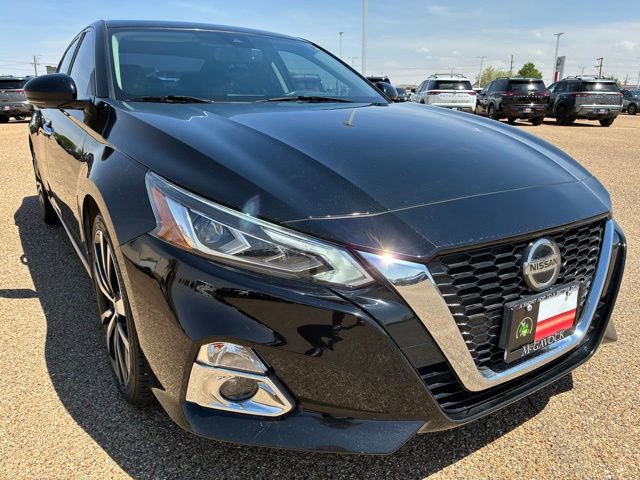 Certified 2019 Nissan Altima 2.5 Platinum FWD image 8